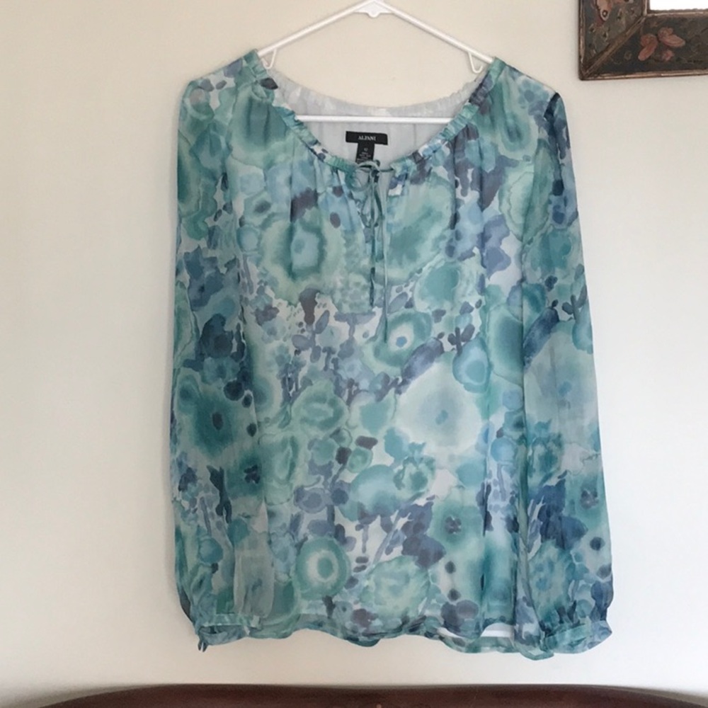 Alfani brand 100% silk ladies top